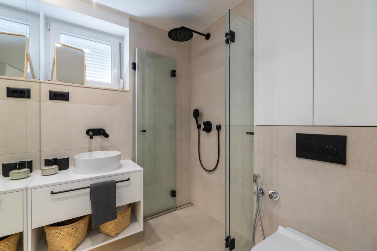 Canopy Apartment 卢布尔雅那 外观 照片
